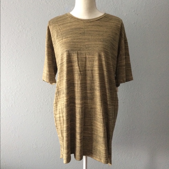 LuLaRoe Tops - LuLaRoe “Patrick” Unisex Tee, Tan & Gray, XL